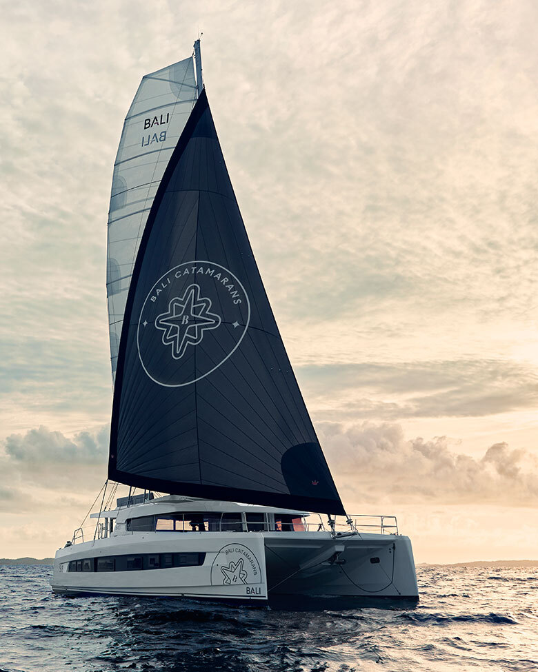 Logo Discovery Yachting